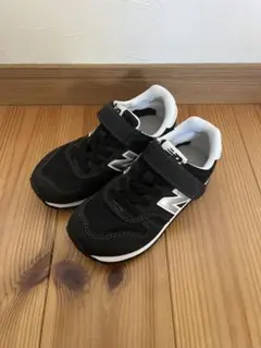 New Balance 574 ブラック/ホワイト スニーカー