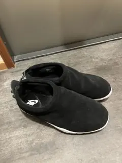 NIKE エアモック