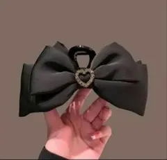 ヘアクリップ バンスクリップ リボン ハート ラインストーン ブラック 大きめ