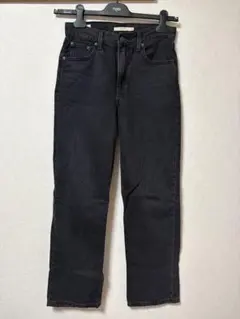Levi's ブラックデニム ストレートパンツ