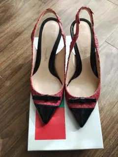 かねまつ赤と黒のスリングバックパンプスイタリー製