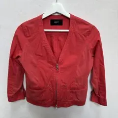 VICKY ノーカラー赤ジャケット　size2のサムネイル