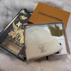 LOUIS VUITTON フラワーモチーフ ニットキャップ ビーニー | Mercari