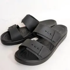 室内試着のみ crocs ブルックリン バックル ロー W9 25cm 黒のサムネイル