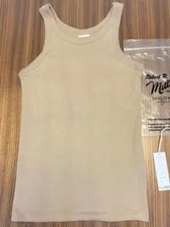 ハグオーワー⭐︎ MILLERブラカップタンクトップ新品 ハグオーワー✖️Miller カップ付き タンクトップ - メルカリ