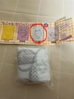 ちいかわ カラフルトート2 古本屋