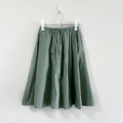 春夏コーデ⭐️無印良品 綿混ダンプイージーギャザーフレアースカート グリーンのサムネイル
