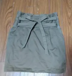 中古☆カーキ色のハイウエスト・ミニスカートM