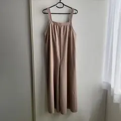 SHOO・LA・RUE ベージュ　サロペットパンツのサムネイル