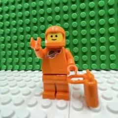 新品LEGOミニフィグ　クラシック宇宙飛行士オレンジ　タンク付き　レゴ社正規品