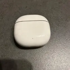 ホワイト ワイヤレスイヤホン 充電ケース付き - メルカリ