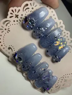 1.グラデーション ブルー×ホワイトグラデ ネイルチップ