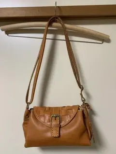 ズッケロ☆レザーショルダーバッグ 2way斜めがけ 編み込みデザイン 美品