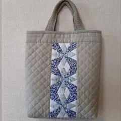 パッチワークのトートバック