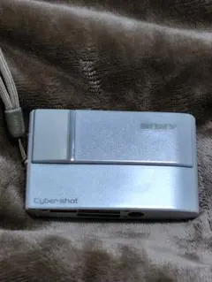 SONY DSC-T10 コンパクトデジタルカメラ　サイバーショット　2006年