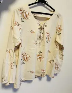 NICE CLAUP ブラウス