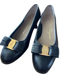 Salvatore Ferragamo ヴァラ パンプス ブラック EU36.5 - メルカリ