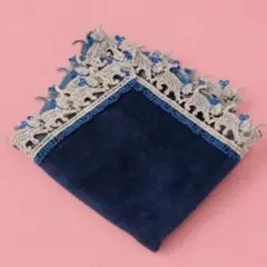 新品箱入り　近沢レース　ハンカチ　キャットウォーク　ネイビー　婦人画報別注