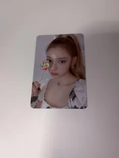 ITZY CRAZY IN LOVE リア トレカ