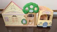 シルバニアファミリー 　2かいだてようちえんバス