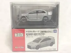 トミカ in ガレージ 三菱 ランサーエボリューション X 新品未開封のサムネイル