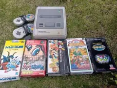 ト*ン様 Nintendo スーパーファミコン 本体とゲームソフトセット