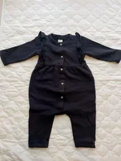 H&M ブラックロンパース　6-9m