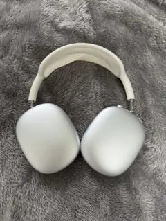 airpodsmax ほぼ未使用 シルバー 廃盤 - メルカリ