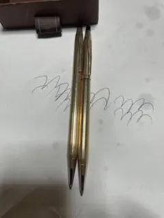 フ*ー様 CROSS ボールペン 4本セット ケース付き⑥⑧ フ*ー様 CROSS ボールペン 4本セット ケース付き⑥⑧ - メルカリ