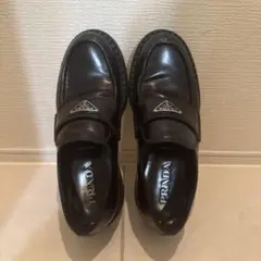 ▶︎URMYIDOL 様専用 PRADA チョコレートブラッシュドレザーローファー