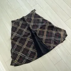 ピノーレ　スカート