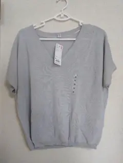 新品　UNIQLO　オーバーサイズ Vネック セーター M 　ライトグレー