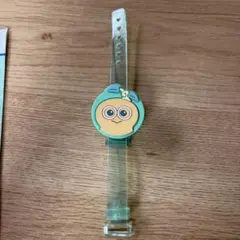 やころの光る腕輪