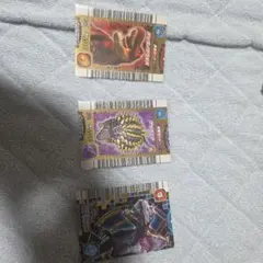 古代王者恐竜キング ティラノ１紀　スピノ3紀　サイカニア1紀　 3枚セットバラ可 恐竜キング ティラノ1紀 サイカニア1紀 スピノ3紀 3枚セット バラ可