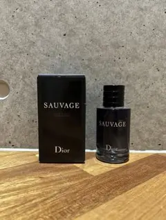 Dior SAUVAGE オードゥトワレ 香水 60ml