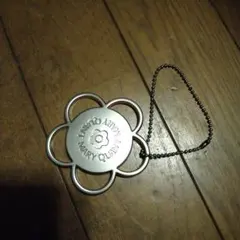 【新品】マリークワント　MARY QUANT　素敵なマット金属製　レア物貴重！