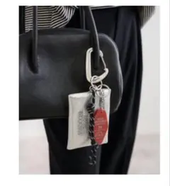 FRAMeWORK BALMYDAYS MOTEL CHARM POACH