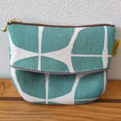 ポケットティッシュケース付きポーチ✽北欧柄