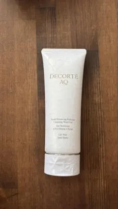 コスメデコルテAQ　ラディアンスウォータリークレンジングジェル