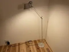 Item thumbnail for item 0bef23d0-f03b-4d85-88ad-a221f253db1c