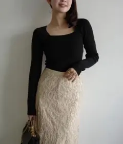 anuans シルクカシミアブレンドデコルテリブニット ブラック