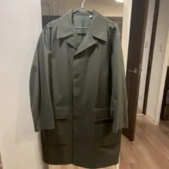 ユニクロユー　ステンカラーコート　オリーブ