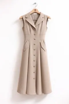 and coutureノースリーブ　トレンチ風ワンピース