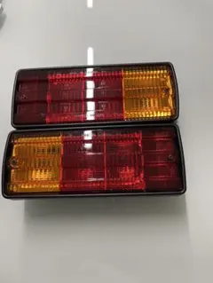 新車外し保管Z34後期テールランプ左右 - メルカリ