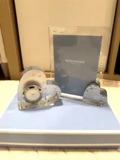 【新品未使用】WEDGWOOD ハート型フォトフレーム 置き時計