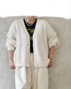 美品！Bonjour Saganシャギ-Vネックカーディガンホワイトフリーサイズ