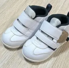 美品　ホワイト ベビーシューズ くまさん 瞬足　足育ベビー　14cm 13cm