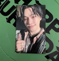 SEVENTEEN セブチ ディノ 大阪 会場限定 ユニバ　holiday