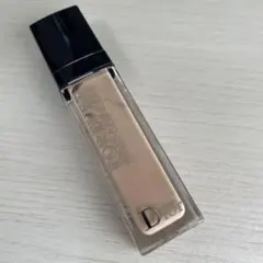 Dior フォーエバー スキンコレクトコンシーラーonのサムネイル