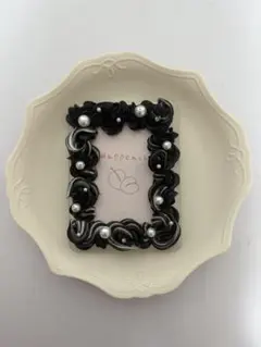 トレカケース　ホイップデコ☆ブラック×ホワイト☆